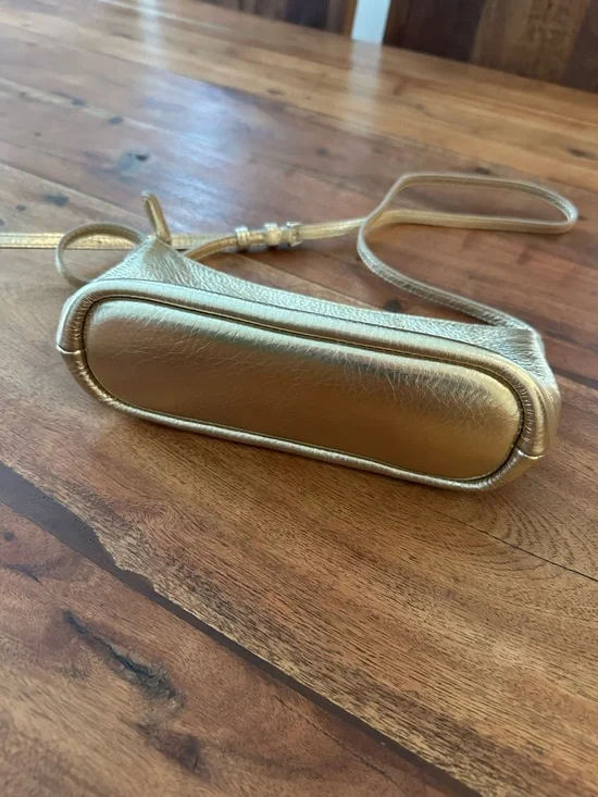 ☀️ New! MADEWELL Mini Crossbody Bag in Soft Grain Gold Metallic - Picture 6 of 12